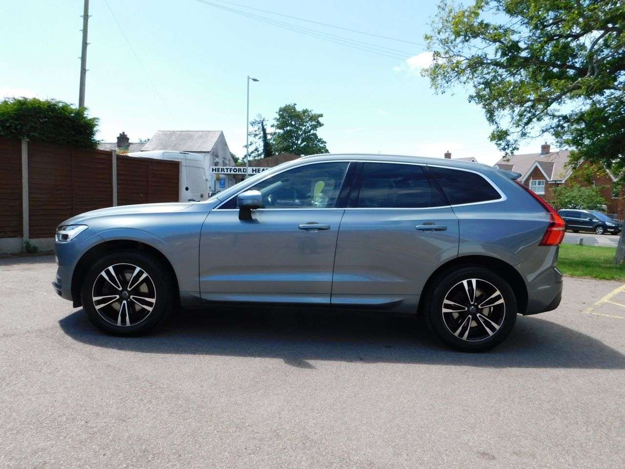 A 2019 VOLVO XC60 2.0 T4 Edition SUV 5dr Petrol Auto Euro 6 (s/s) (190 ps) *FSH inc CAMBELT* A 2019 VOLVO XC60 2.0 T4 Edition SUV 5dr Petrol Auto Euro 6 (s/s) (190 ps) *FSH inc CAMBELT*