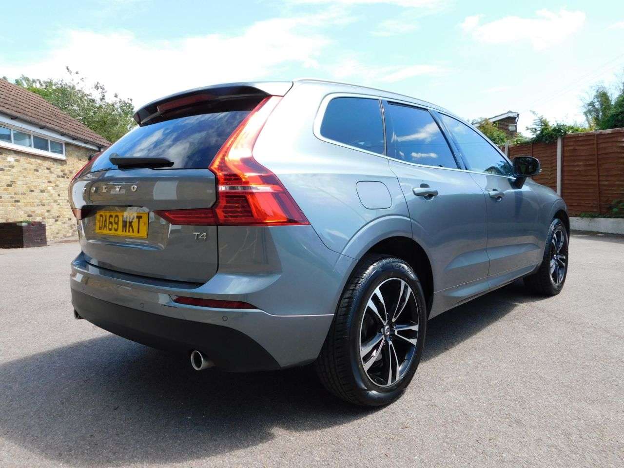 2019 VOLVO XC60 2019 VOLVO XC60