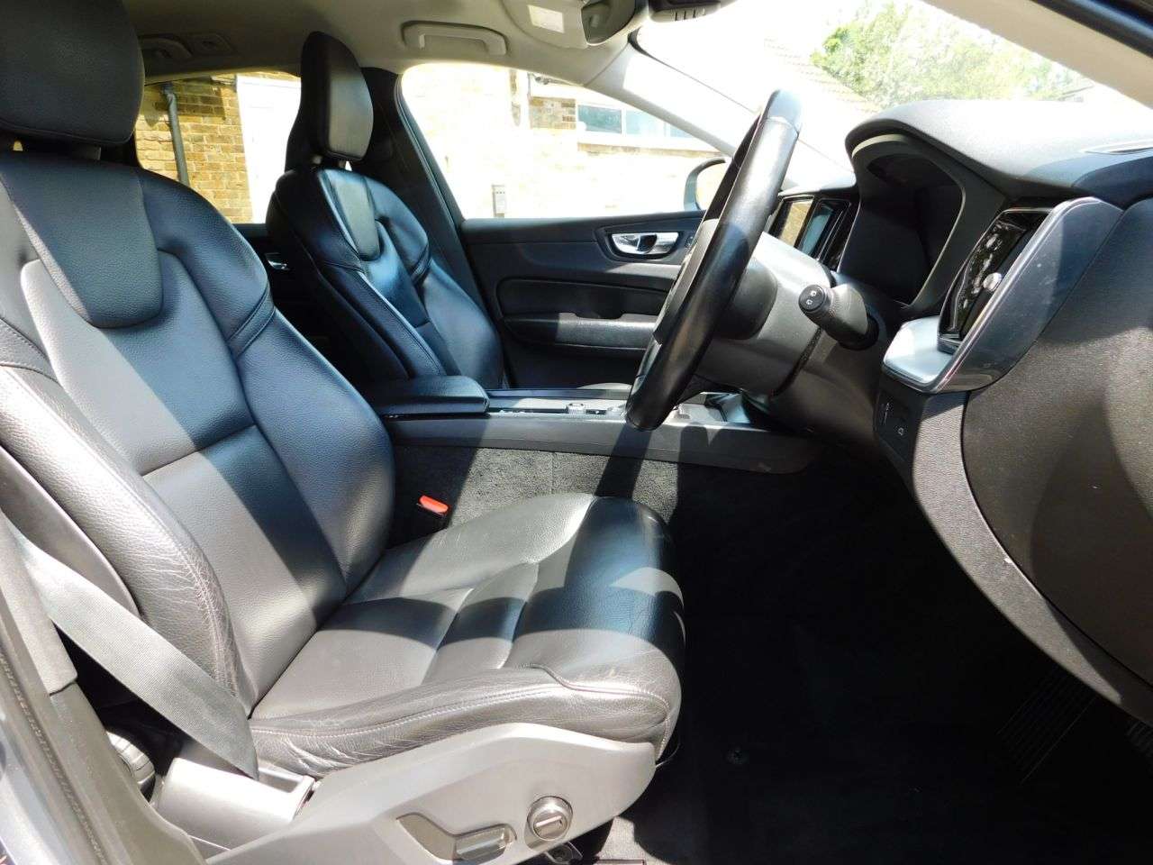 2019 VOLVO XC60 2019 VOLVO XC60