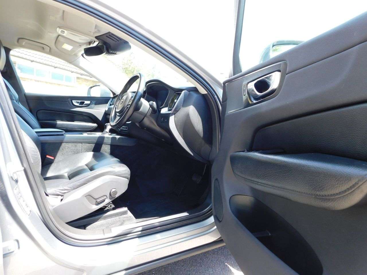 2019 VOLVO XC60 2019 VOLVO XC60