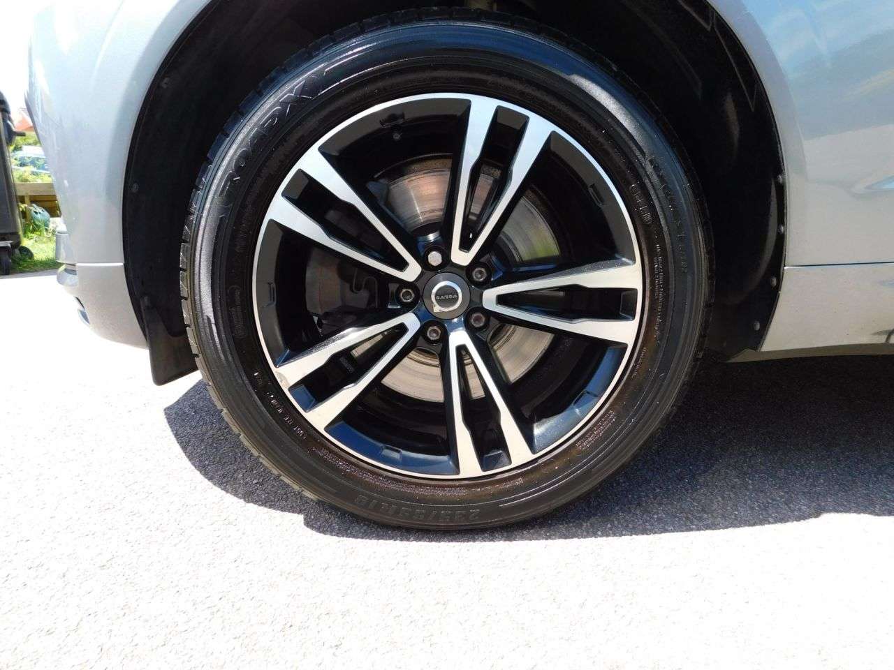 2019 VOLVO XC60 2019 VOLVO XC60