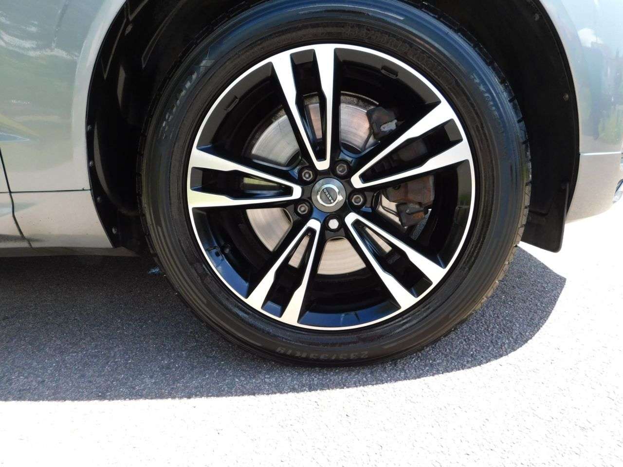 2019 VOLVO XC60 2019 VOLVO XC60