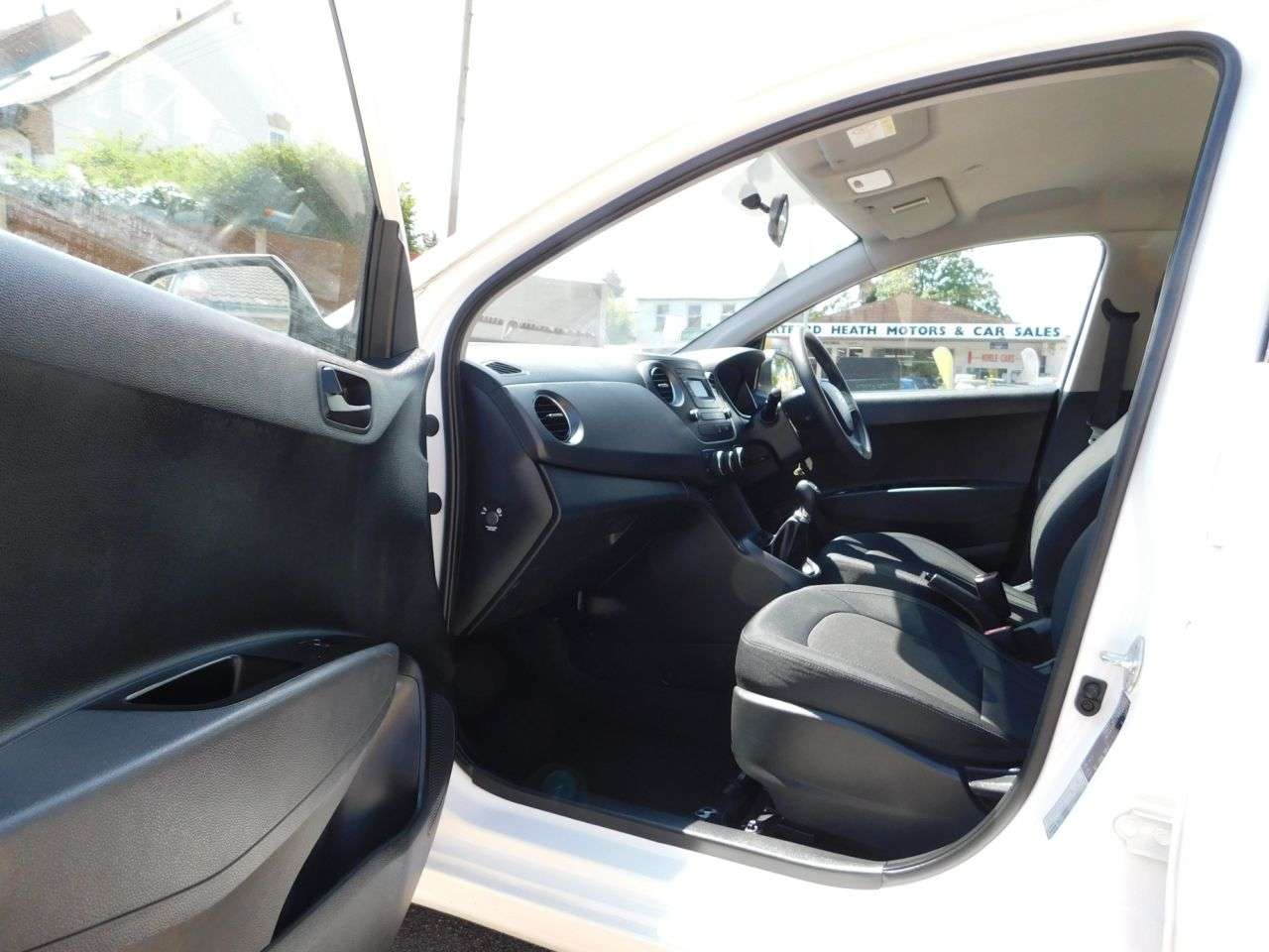 2017 HYUNDAI I10 2017 HYUNDAI I10