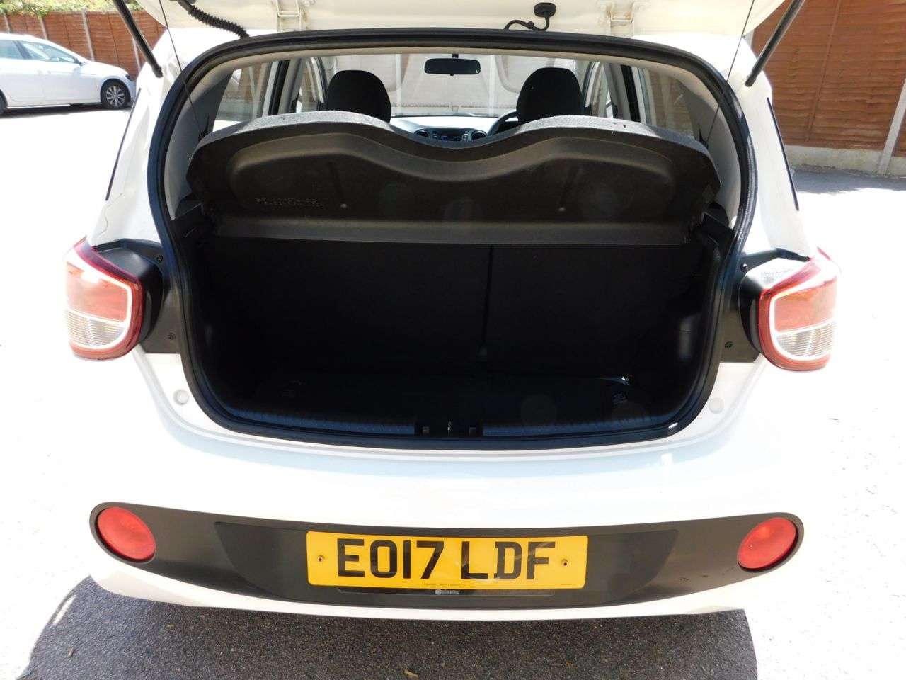 2017 HYUNDAI I10 2017 HYUNDAI I10