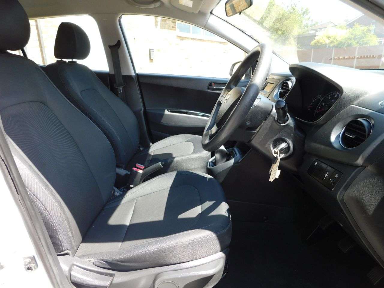 2017 HYUNDAI I10 2017 HYUNDAI I10