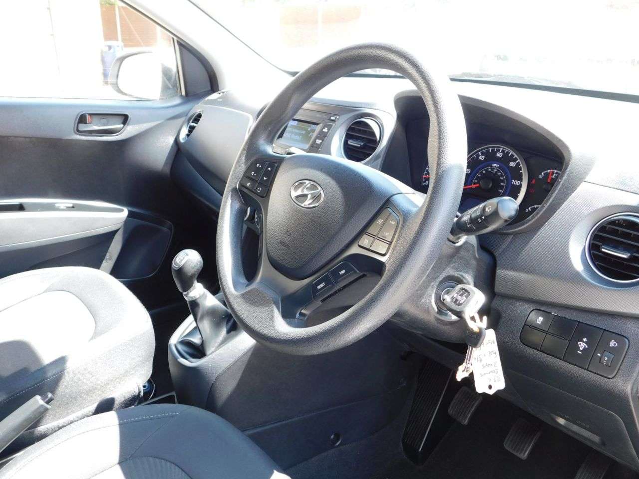 2017 HYUNDAI I10 2017 HYUNDAI I10