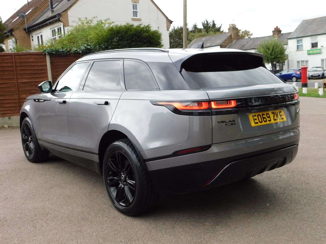 2019 LAND ROVER RANGE ROVER VELAR 2019 LAND ROVER RANGE ROVER VELAR