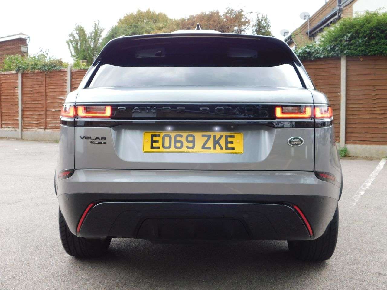 2019 LAND ROVER RANGE ROVER VELAR 2019 LAND ROVER RANGE ROVER VELAR