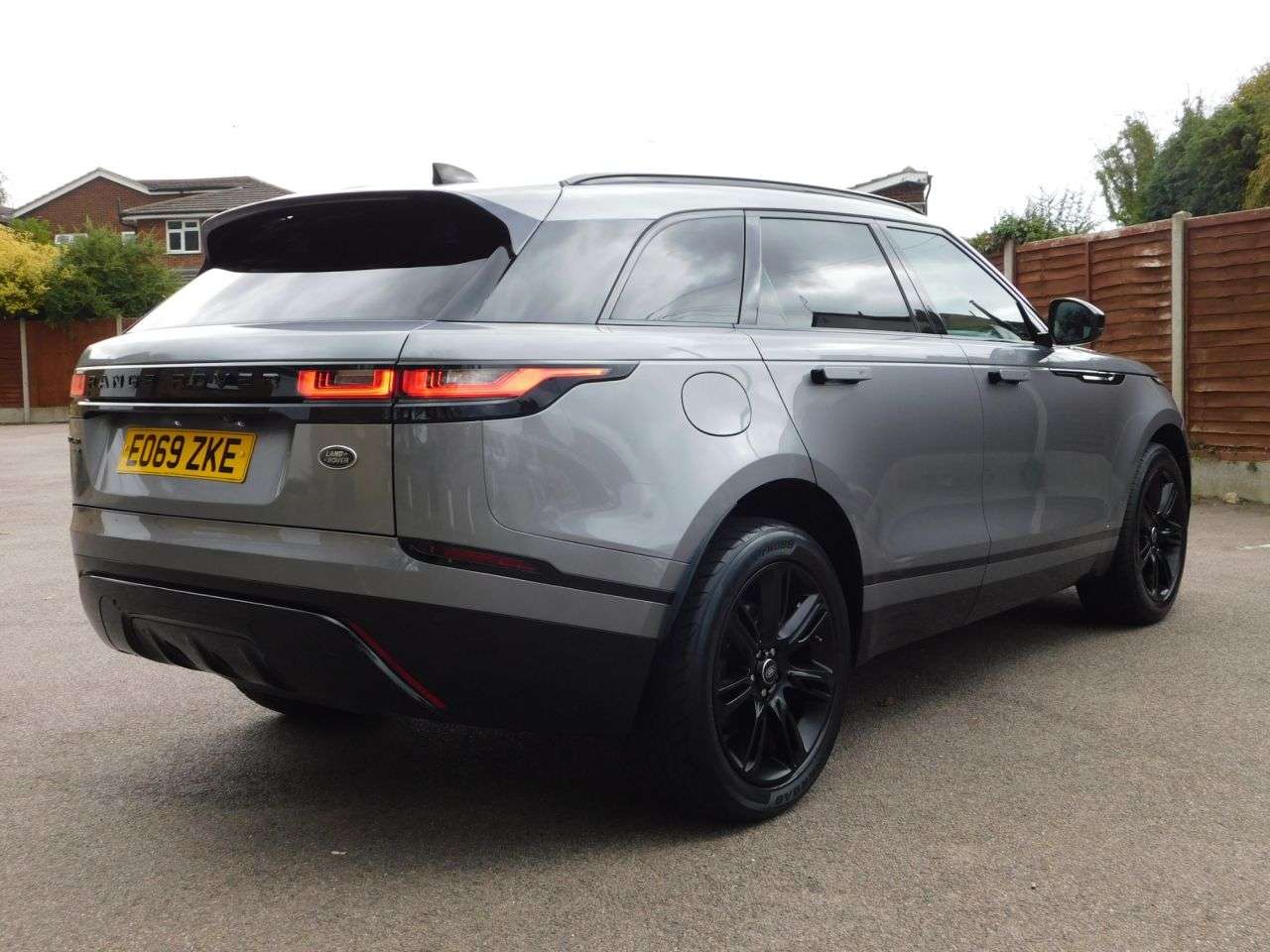 2019 LAND ROVER RANGE ROVER VELAR 2019 LAND ROVER RANGE ROVER VELAR