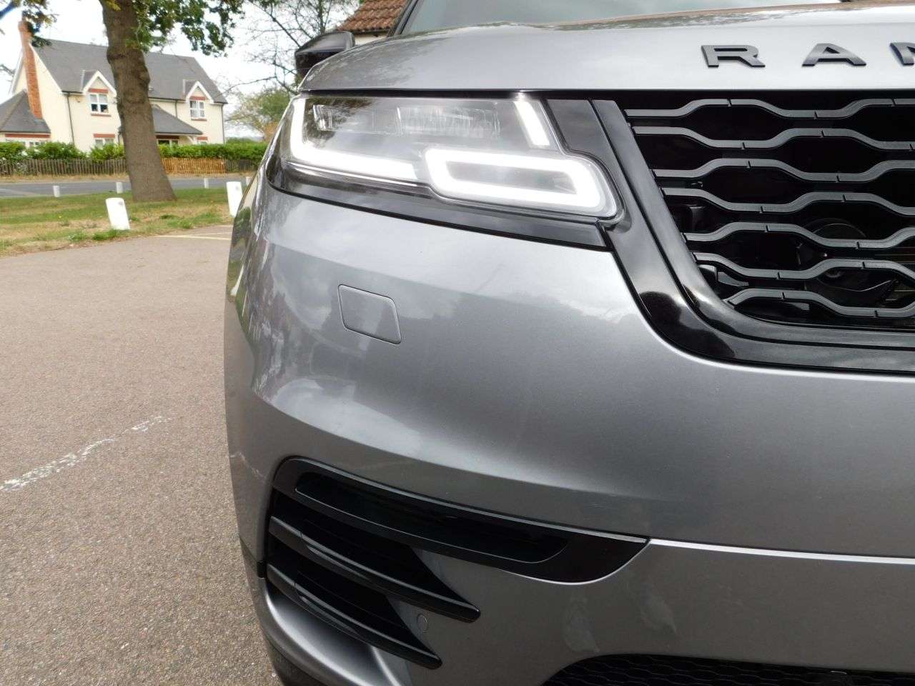 2019 LAND ROVER RANGE ROVER VELAR 2019 LAND ROVER RANGE ROVER VELAR