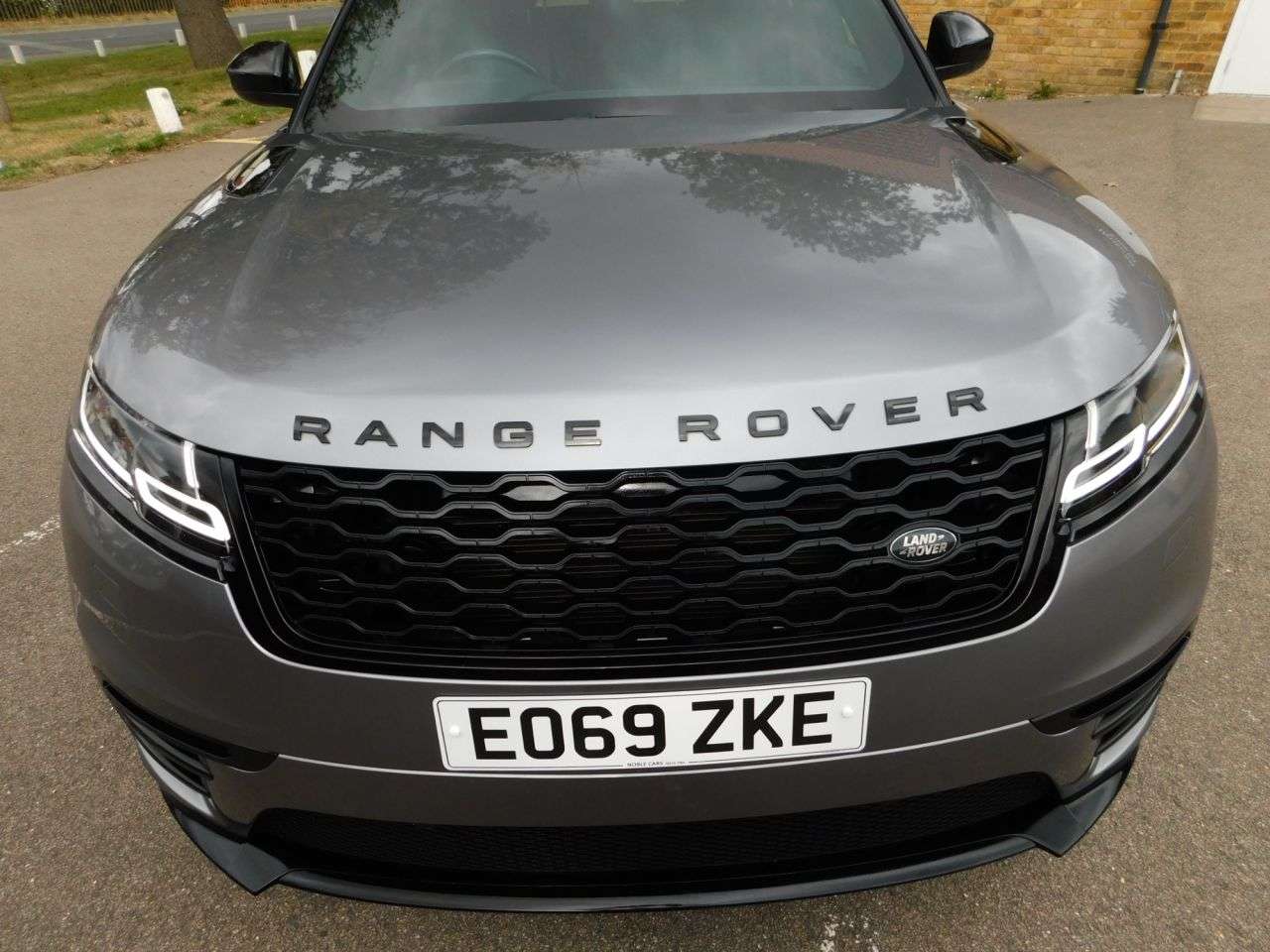 2019 LAND ROVER RANGE ROVER VELAR 2019 LAND ROVER RANGE ROVER VELAR