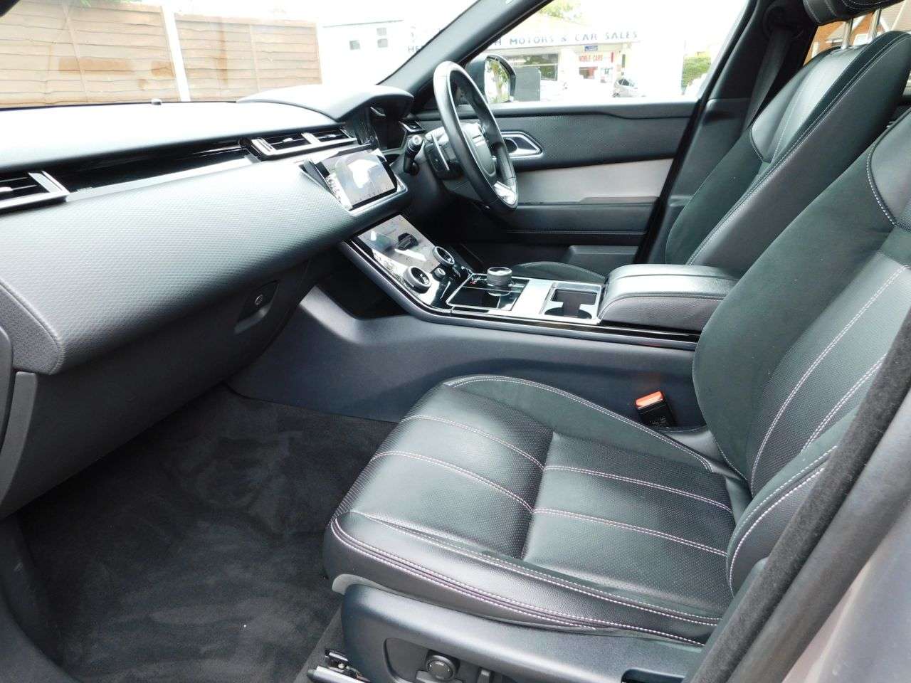 2019 LAND ROVER RANGE ROVER VELAR 2019 LAND ROVER RANGE ROVER VELAR