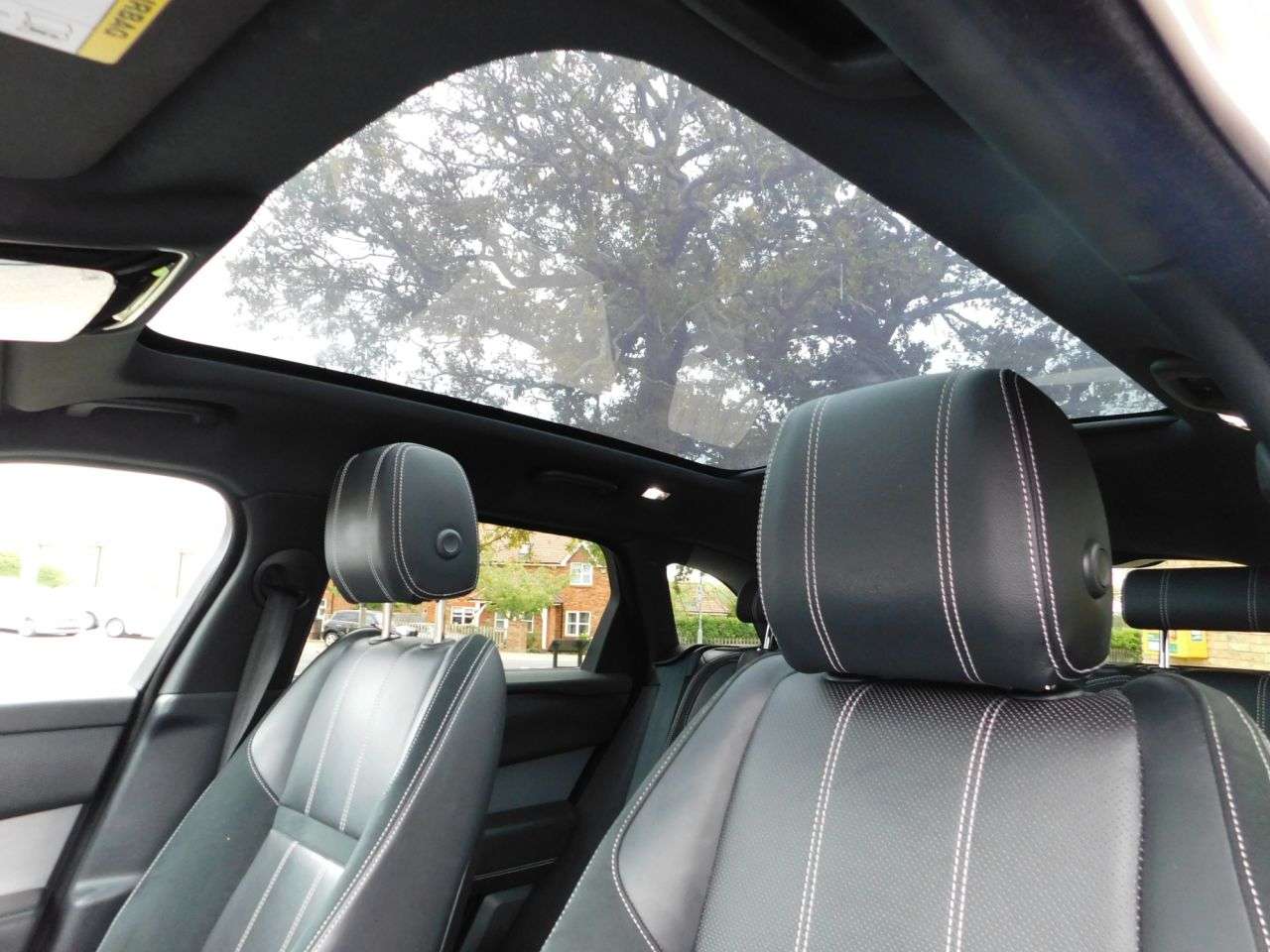 2019 LAND ROVER RANGE ROVER VELAR 2019 LAND ROVER RANGE ROVER VELAR