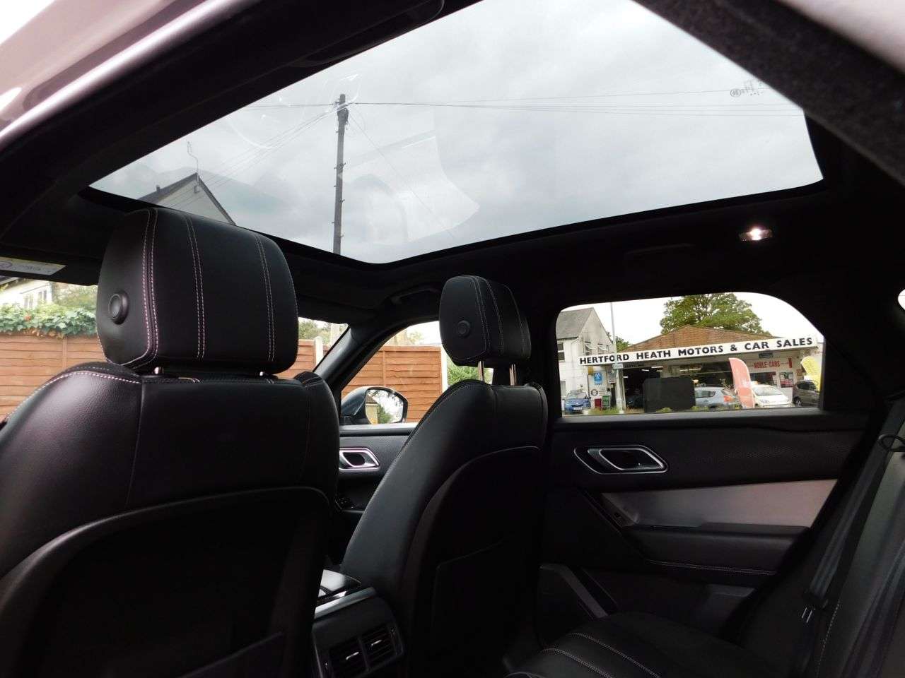 2019 LAND ROVER RANGE ROVER VELAR 2019 LAND ROVER RANGE ROVER VELAR