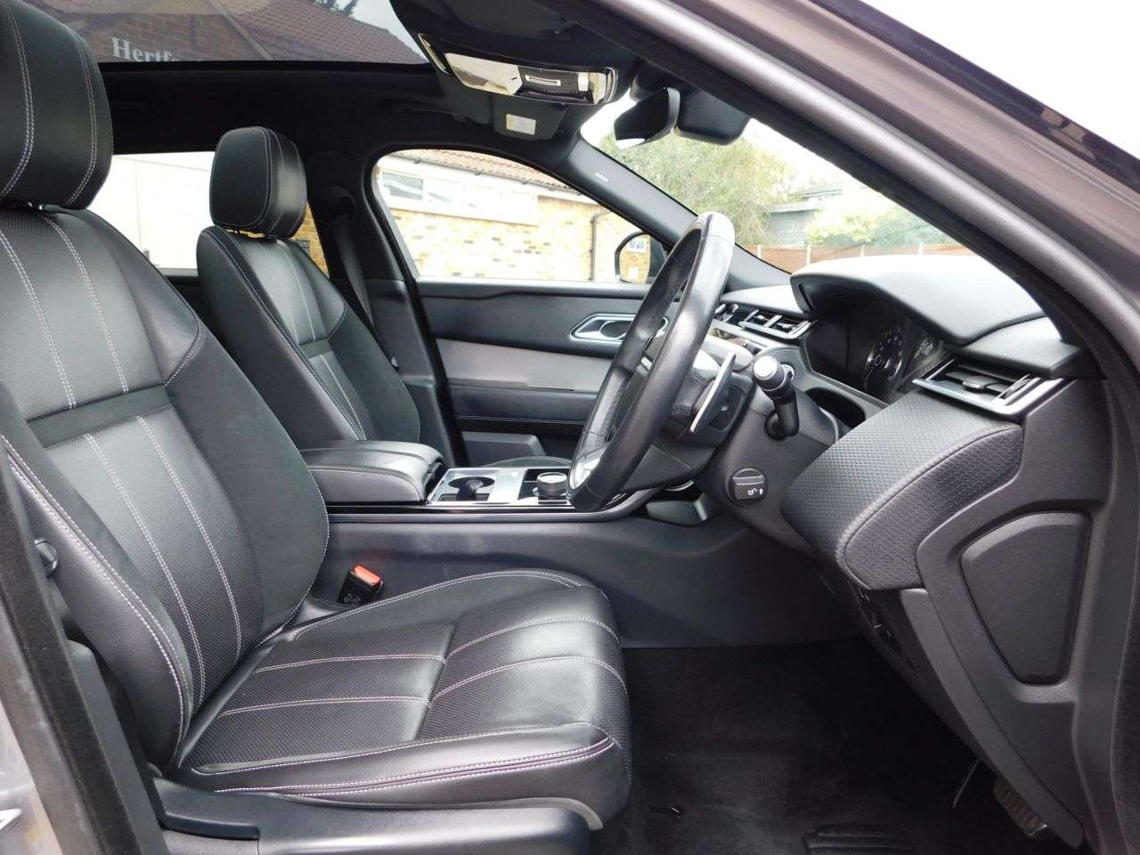 2019 LAND ROVER RANGE ROVER VELAR 2019 LAND ROVER RANGE ROVER VELAR