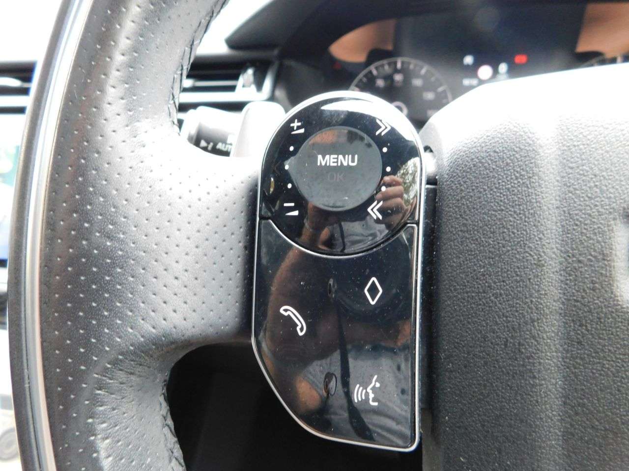 2019 LAND ROVER RANGE ROVER VELAR 2019 LAND ROVER RANGE ROVER VELAR