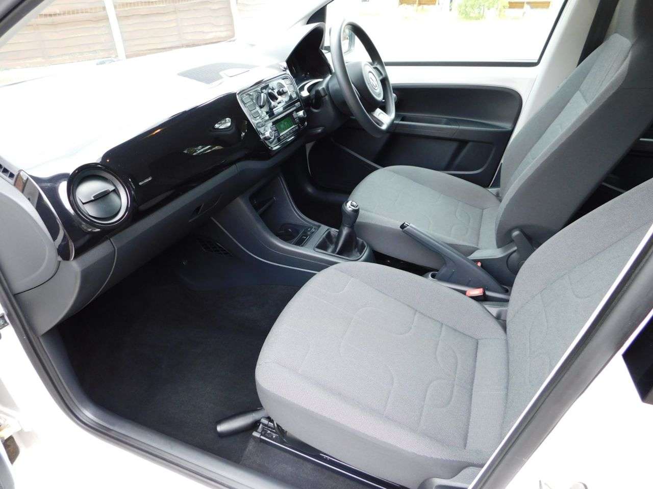 2016 VOLKSWAGEN UP! 2016 VOLKSWAGEN UP!