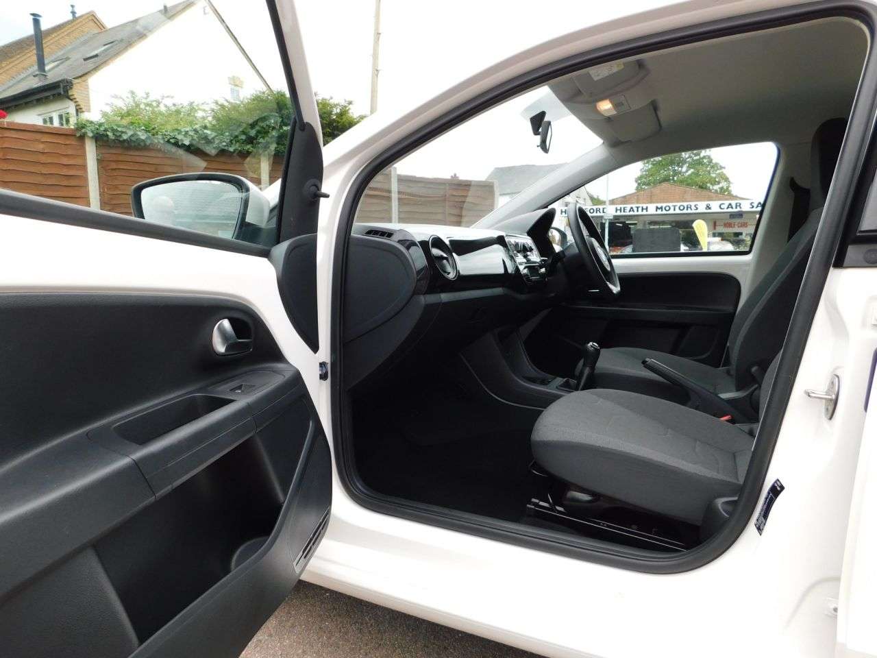 2016 VOLKSWAGEN UP! 2016 VOLKSWAGEN UP!