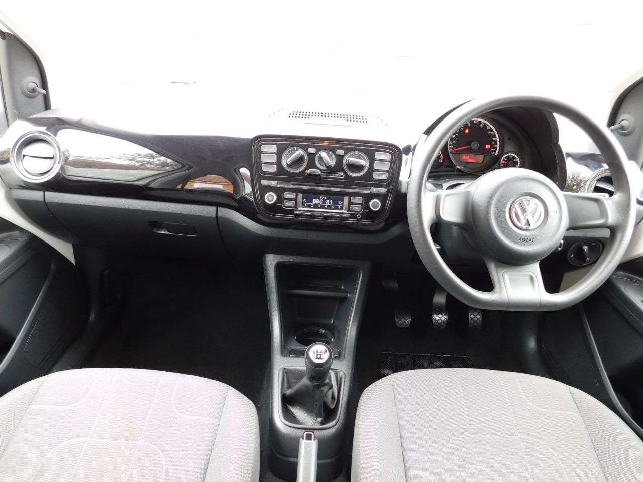 2016 VOLKSWAGEN UP! 2016 VOLKSWAGEN UP!