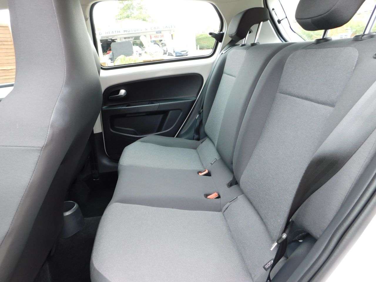 2016 VOLKSWAGEN UP! 2016 VOLKSWAGEN UP!