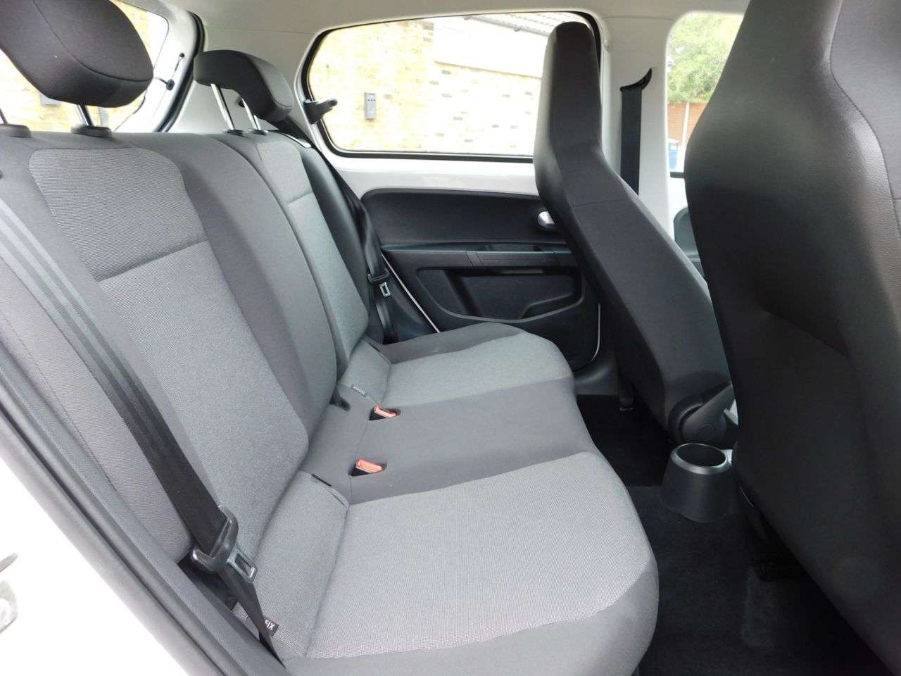 2016 VOLKSWAGEN UP! 2016 VOLKSWAGEN UP!