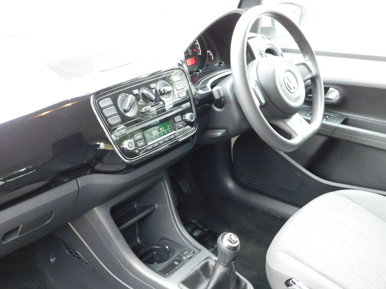 2016 VOLKSWAGEN UP! 2016 VOLKSWAGEN UP!