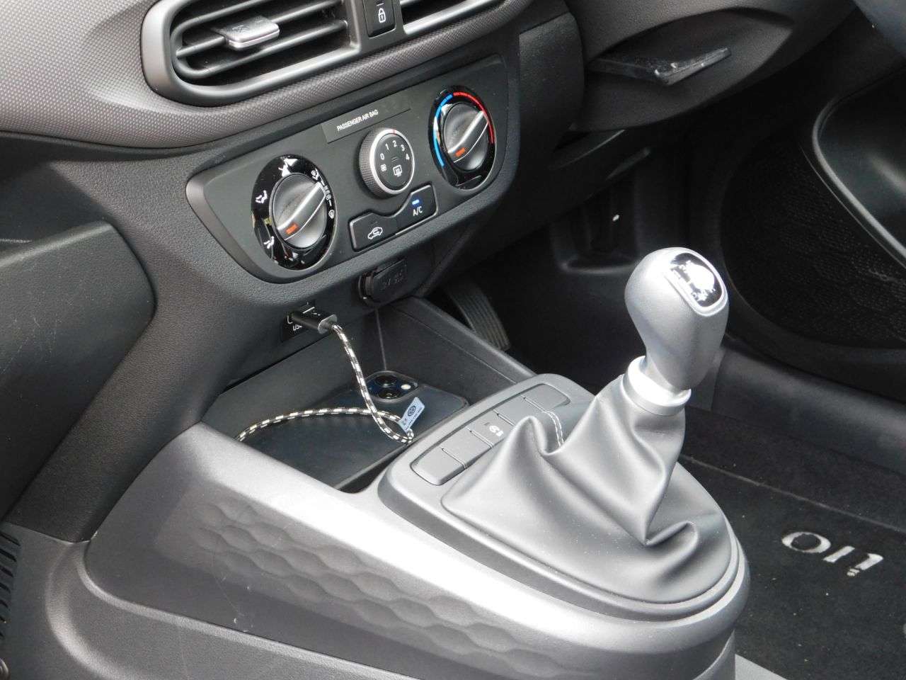2021 HYUNDAI I10 2021 HYUNDAI I10