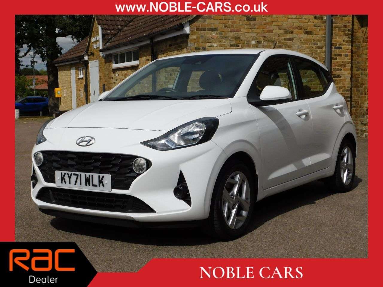 A 2021 HYUNDAI I10 1.0 SE Connect Hatchback 5dr Petrol Manual Euro 6 (s/s) (67 ps) *FSH, ULEZ A 2021 HYUNDAI I10 1.0 SE Connect Hatchback 5dr Petrol Manual Euro 6 (s/s) (67 ps) *FSH, ULEZ