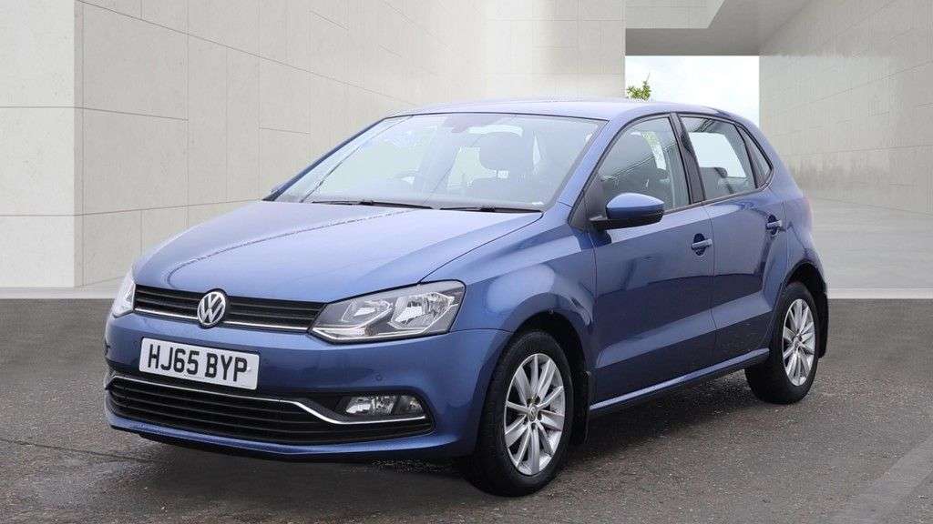 A 2015 VOLKSWAGEN POLO 1.2 TSI BlueMotion Tech SE Hatchback 5dr Petrol DSG Euro 6 (s/s) (90 ps) *O A 2015 VOLKSWAGEN POLO 1.2 TSI BlueMotion Tech SE Hatchback 5dr Petrol DSG Euro 6 (s/s) (90 ps) *O