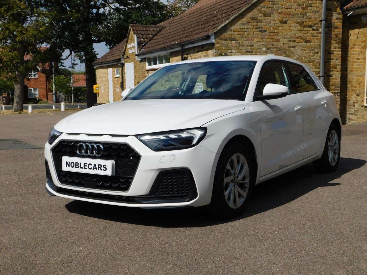 A 2019 AUDI A1 1.0 TFSI 30 Sport Sportback 5dr Petrol S Tronic Euro 6 (s/s) (116 ps) *ULEZ A 2019 AUDI A1 1.0 TFSI 30 Sport Sportback 5dr Petrol S Tronic Euro 6 (s/s) (116 ps) *ULEZ