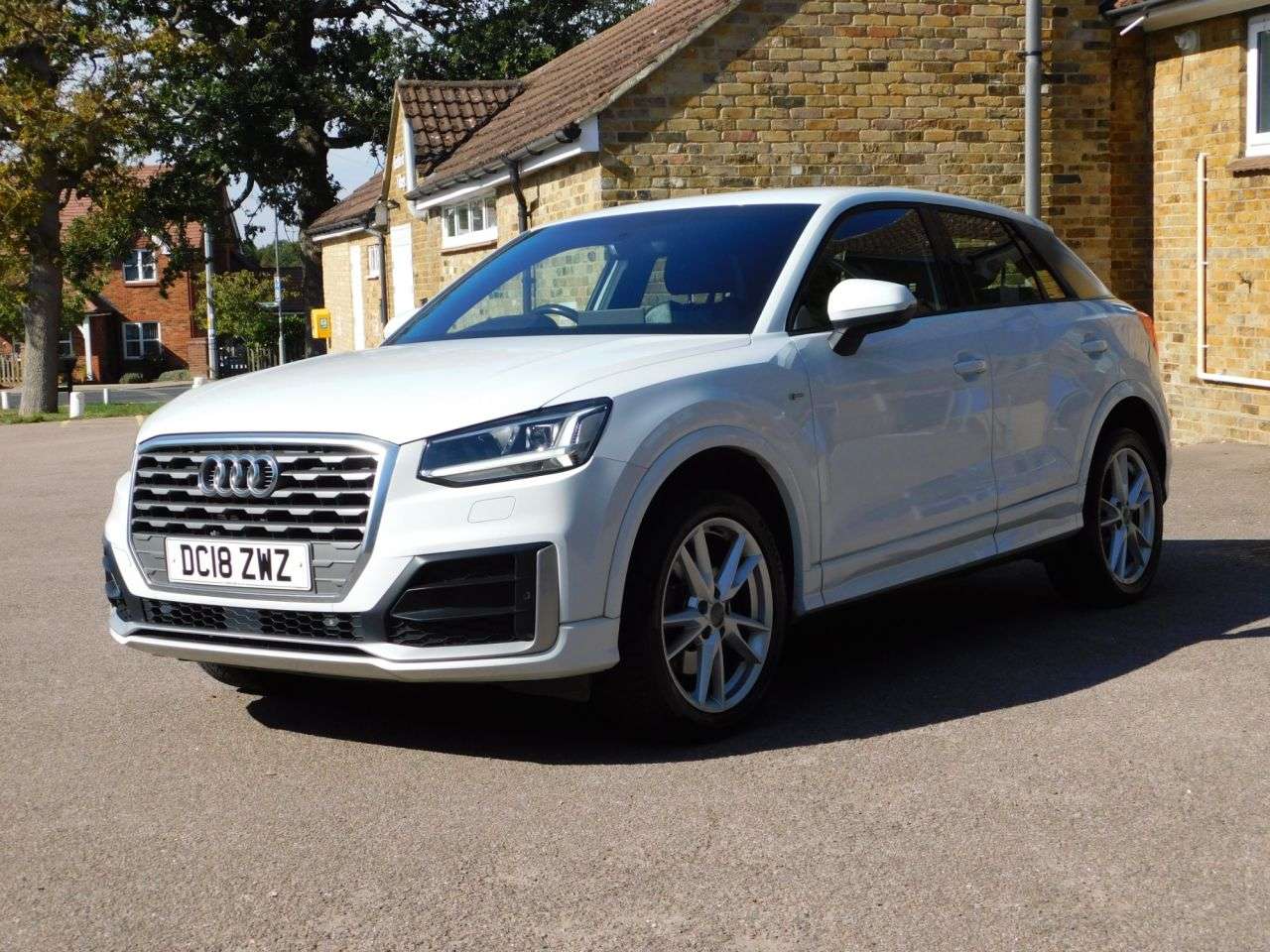 A 2018 AUDI Q2 1.4 TFSI CoD S line SUV 5dr Petrol Manual Euro 6 (s/s) (150 ps) **IMMACULAT A 2018 AUDI Q2 1.4 TFSI CoD S line SUV 5dr Petrol Manual Euro 6 (s/s) (150 ps) **IMMACULAT