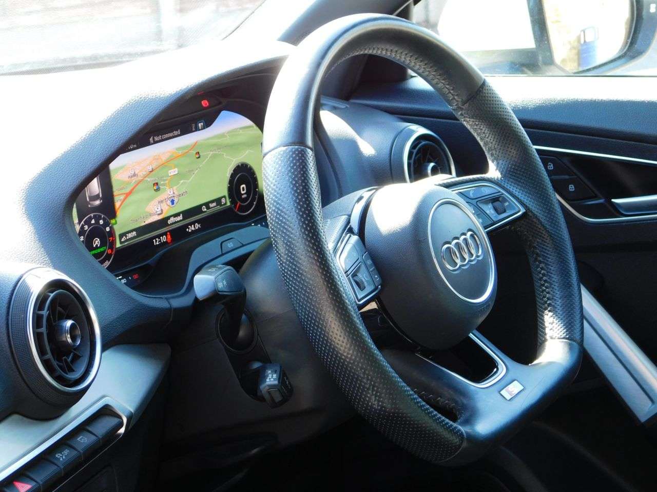 2018 AUDI Q2 2018 AUDI Q2