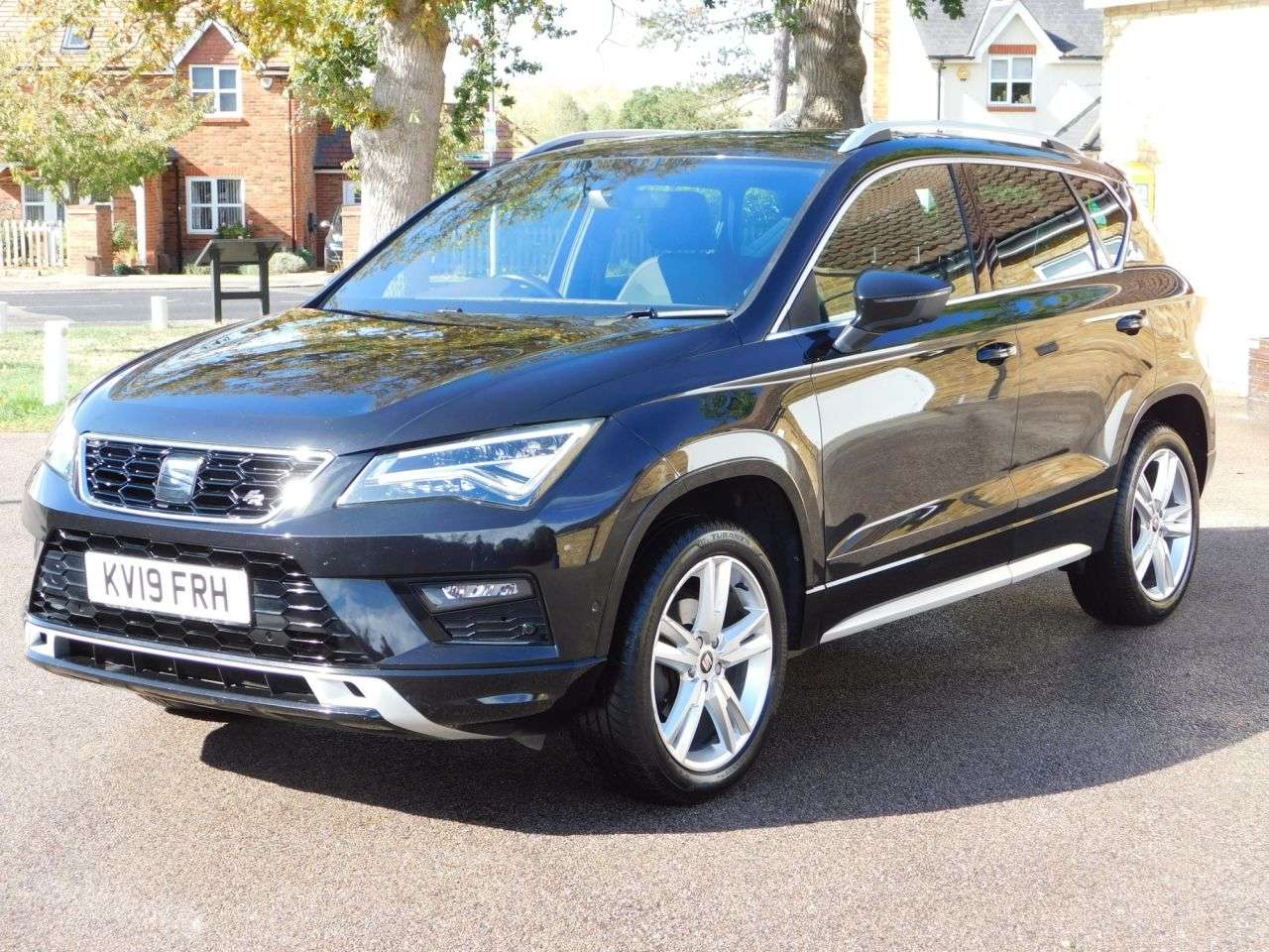 A 2019 SEAT ATECA 1.5 TSI EVO FR SUV 5dr Petrol DSG Euro 6 (s/s) (150 ps) *FULL SERVICE HISTO A 2019 SEAT ATECA 1.5 TSI EVO FR SUV 5dr Petrol DSG Euro 6 (s/s) (150 ps) *FULL SERVICE HISTO