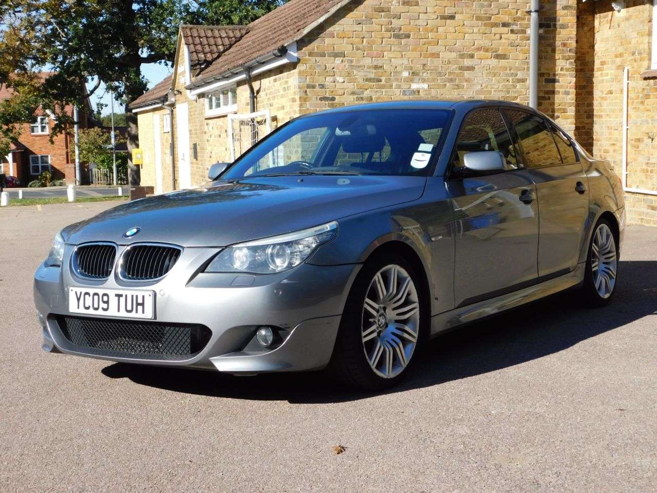 A 2009 BMW 5 SERIES 2.0 520d M Sport Business Edition Saloon 4dr Diesel Steptronic Euro 4 (177 A 2009 BMW 5 SERIES 2.0 520d M Sport Business Edition Saloon 4dr Diesel Steptronic Euro 4 (177