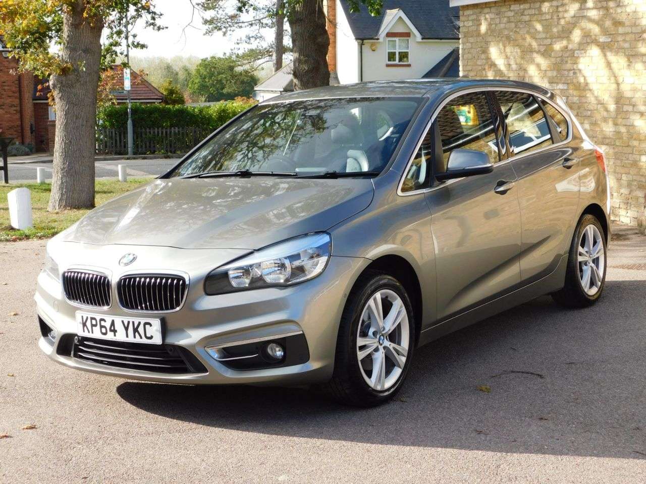 A 2014 BMW 2 SERIES ACTIVE TOURER 1.5 218i Luxury MPV 5dr Petrol Auto Euro 6 (s/s) (136 ps) *£35 TAX,FSH, ULE A 2014 BMW 2 SERIES ACTIVE TOURER 1.5 218i Luxury MPV 5dr Petrol Auto Euro 6 (s/s) (136 ps) *£35 TAX,FSH, ULE