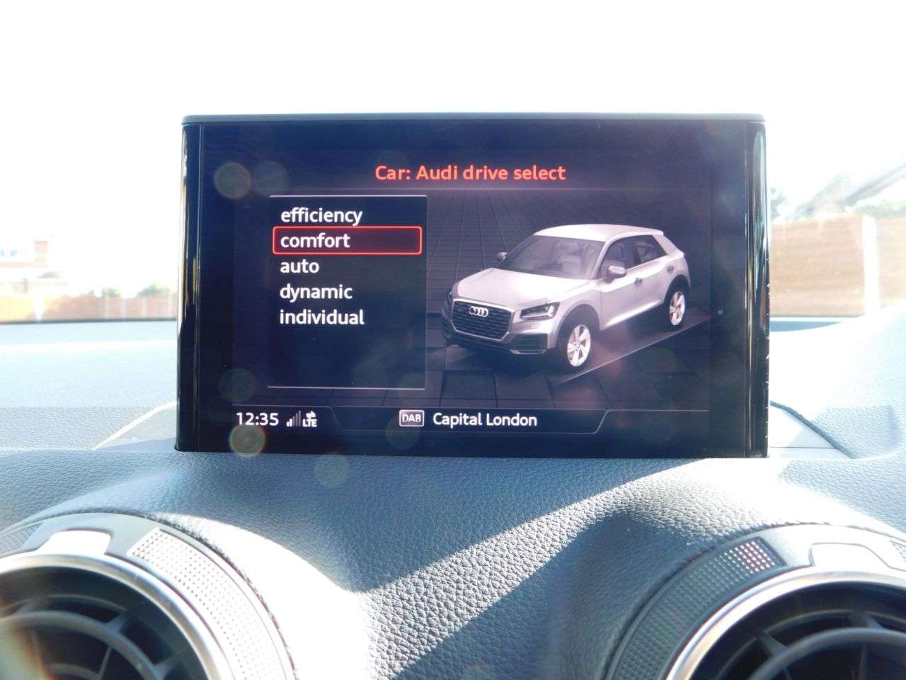 2019 AUDI Q2 2019 AUDI Q2