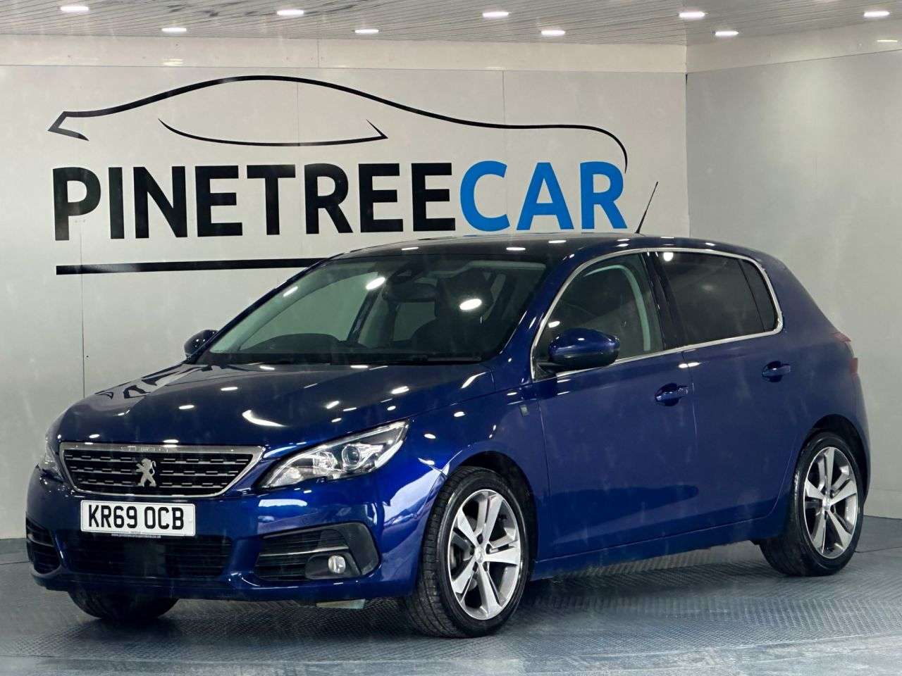 A 2019 PEUGEOT 308 1.2 PureTech Tech Edition Hatchback 5dr Petrol Manual Euro 6 (s/s) (130 ps) A 2019 PEUGEOT 308 1.2 PureTech Tech Edition Hatchback 5dr Petrol Manual Euro 6 (s/s) (130 ps)