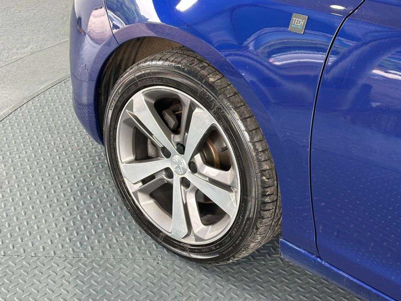 2019 PEUGEOT 308 2019 PEUGEOT 308