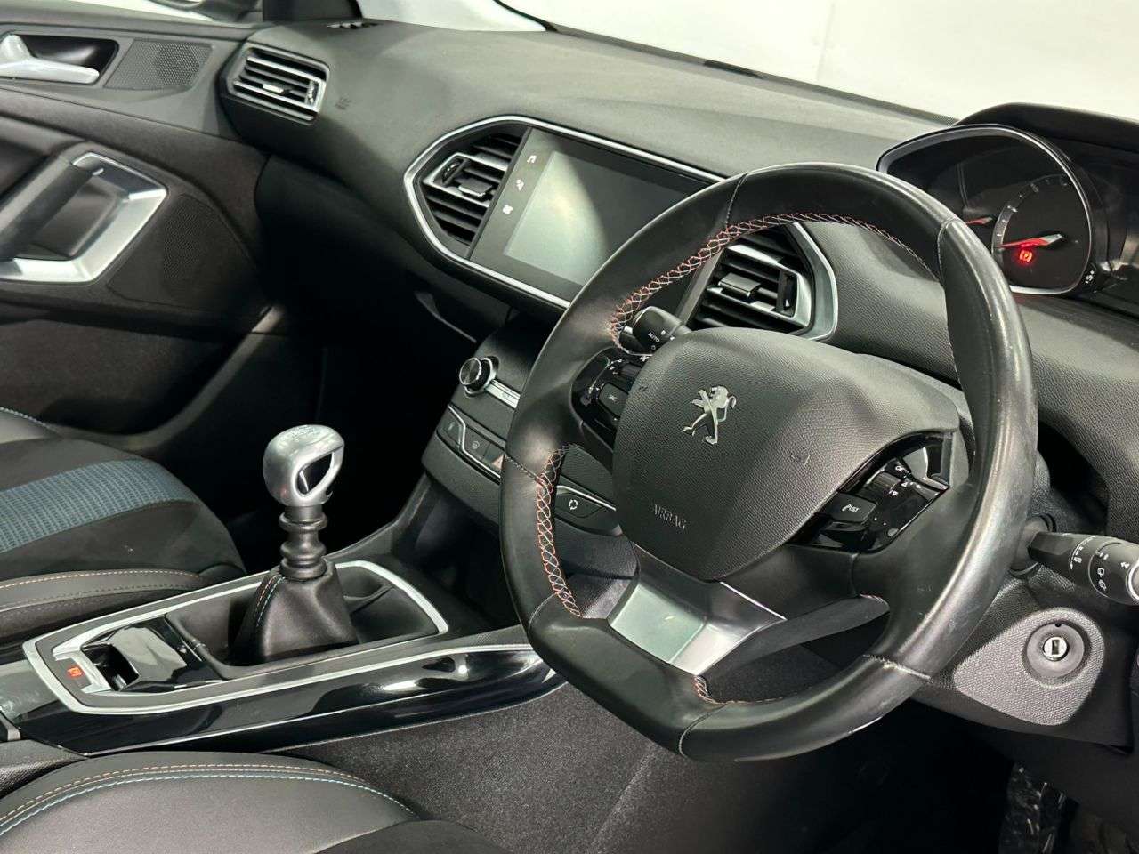 2019 PEUGEOT 308 2019 PEUGEOT 308