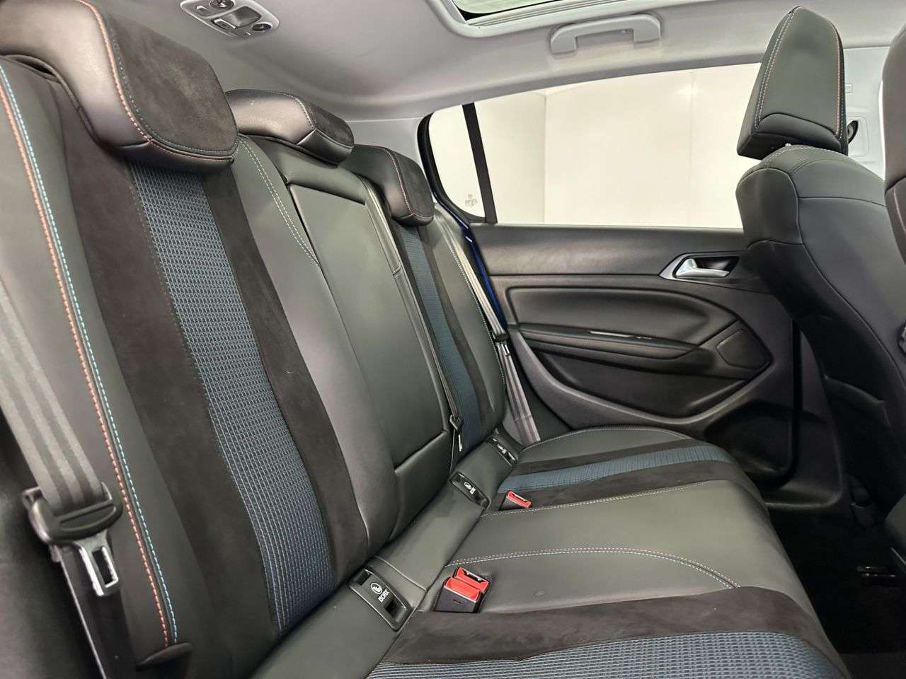 2019 PEUGEOT 308 2019 PEUGEOT 308