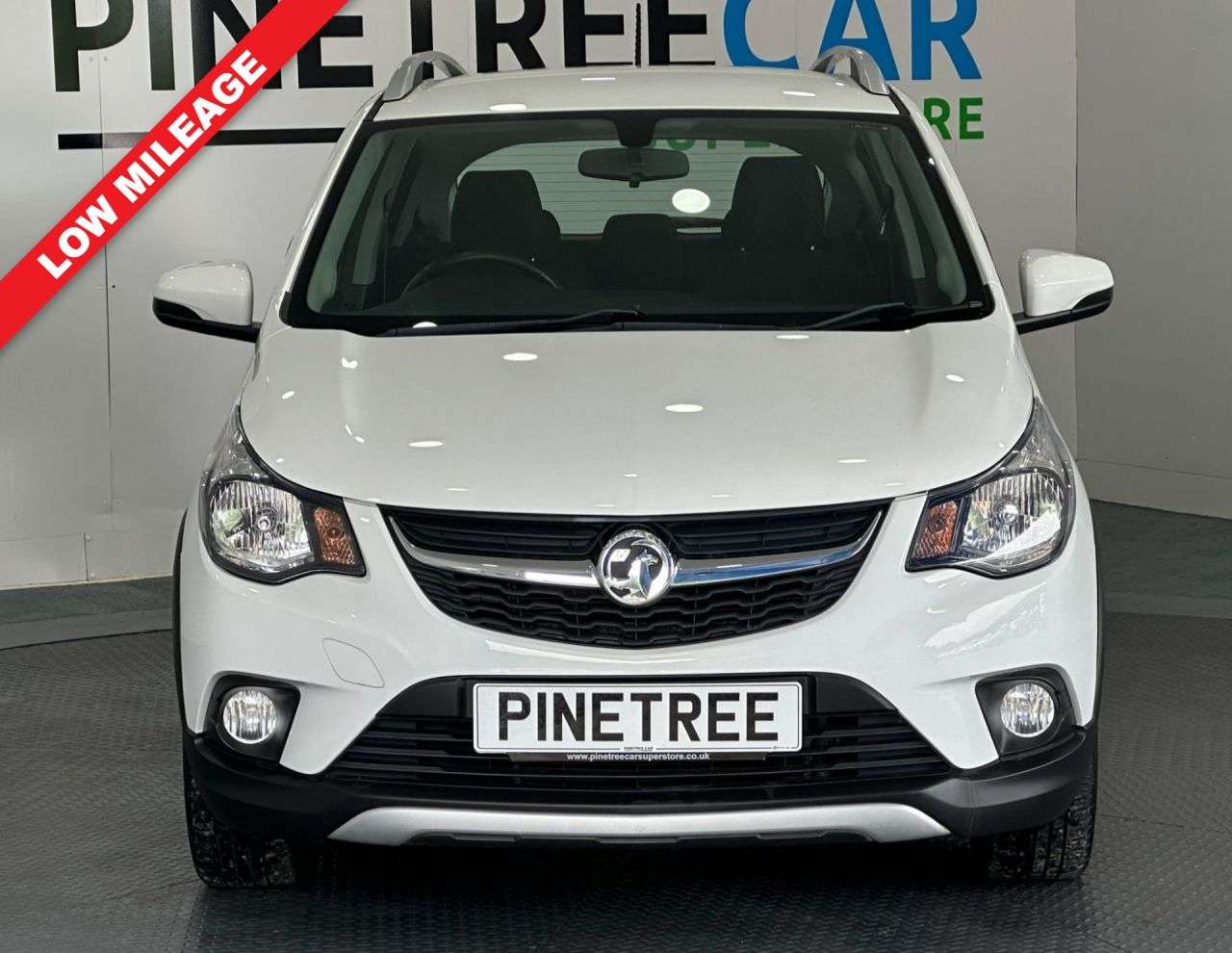 A 2019 VAUXHALL VIVA 1.0i ROCKS Hatchback 5dr Petrol Manual Euro 6 (73 ps) A 2019 VAUXHALL VIVA 1.0i ROCKS Hatchback 5dr Petrol Manual Euro 6 (73 ps)