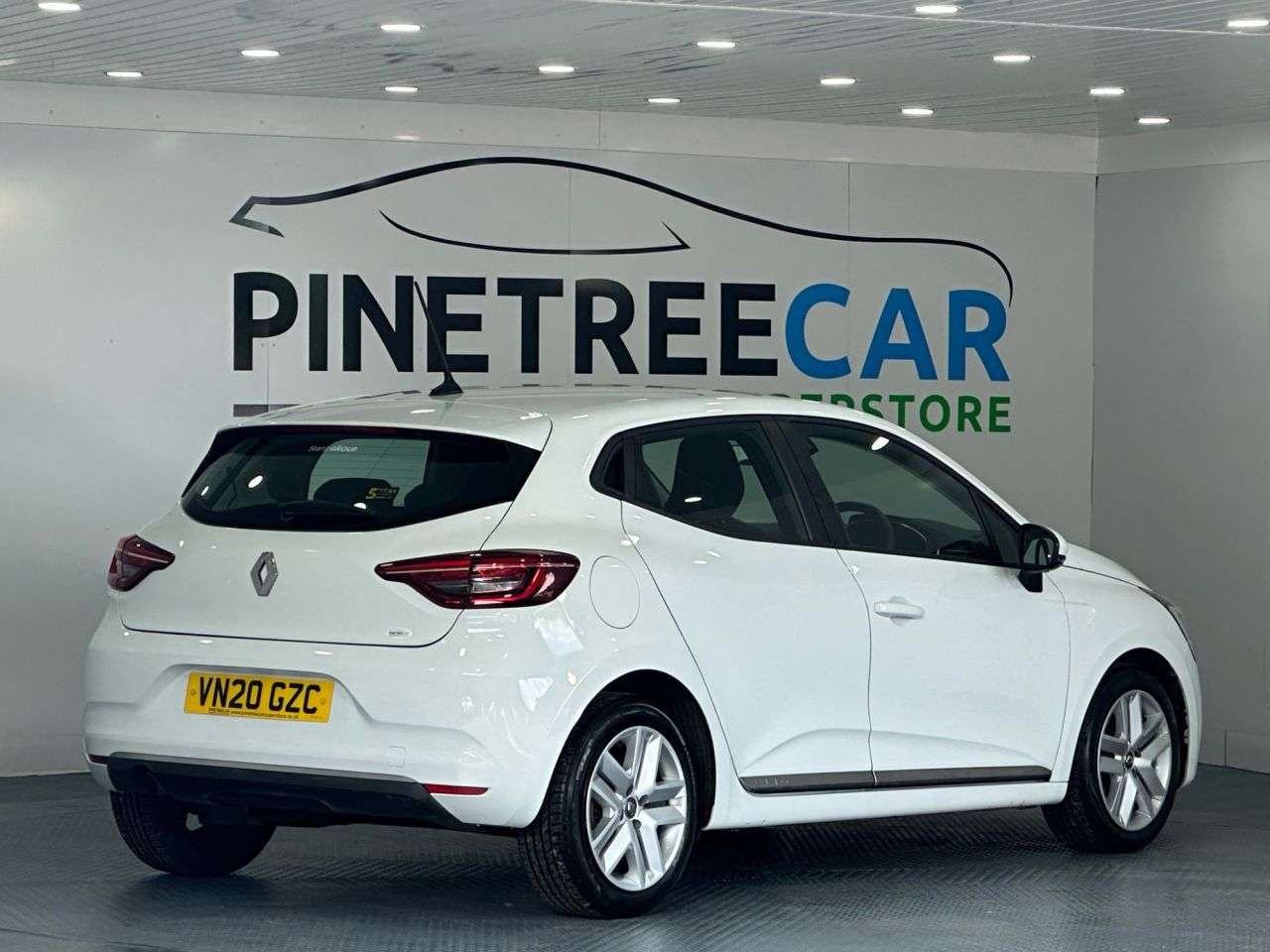 2020 RENAULT CLIO 2020 RENAULT CLIO