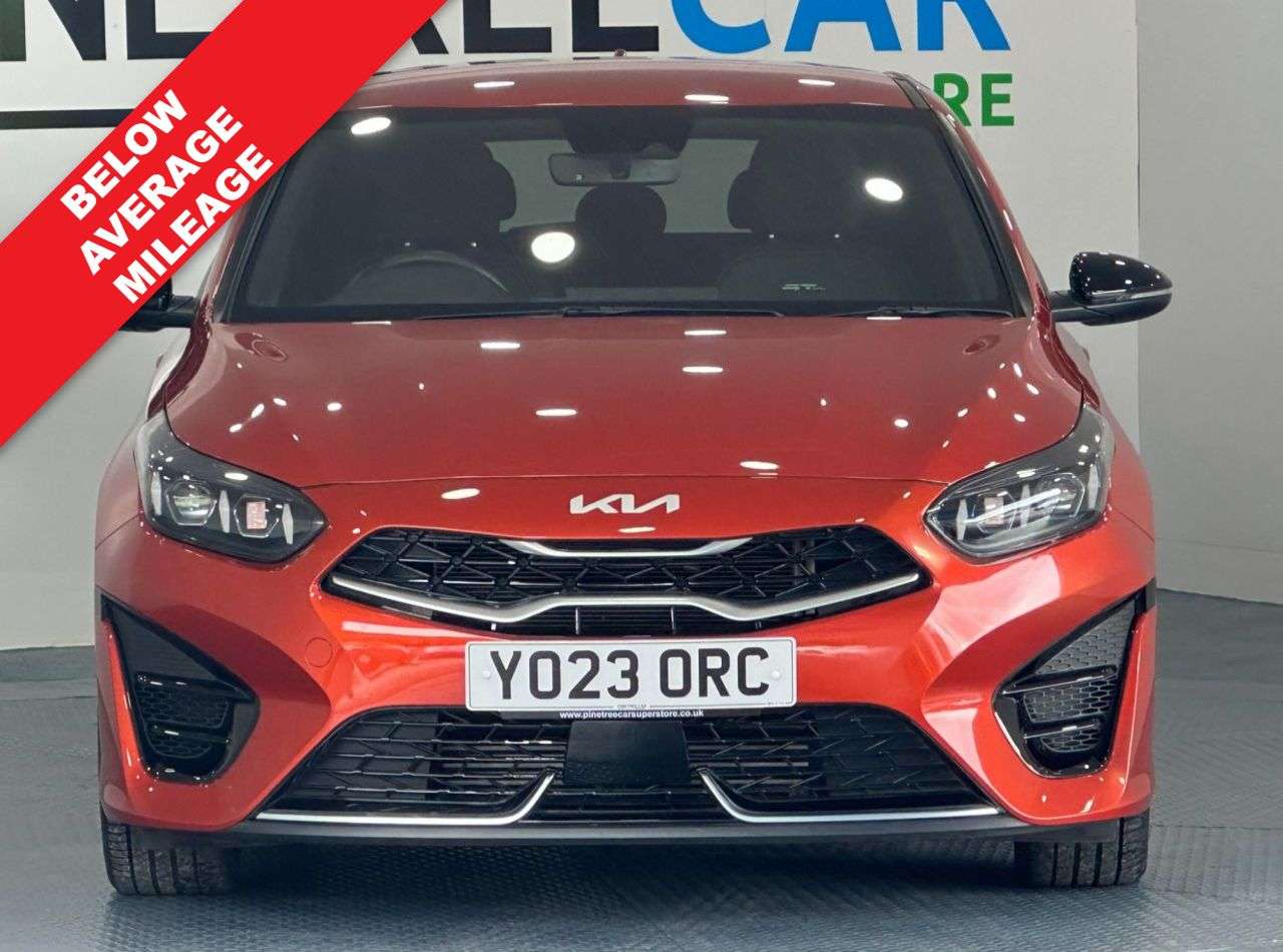 A 2023 KIA CEED 1.5 T-GDi GT-Line Hatchback 5dr Petrol Manual Euro 6 (s/s) (158 bhp) A 2023 KIA CEED 1.5 T-GDi GT-Line Hatchback 5dr Petrol Manual Euro 6 (s/s) (158 bhp)