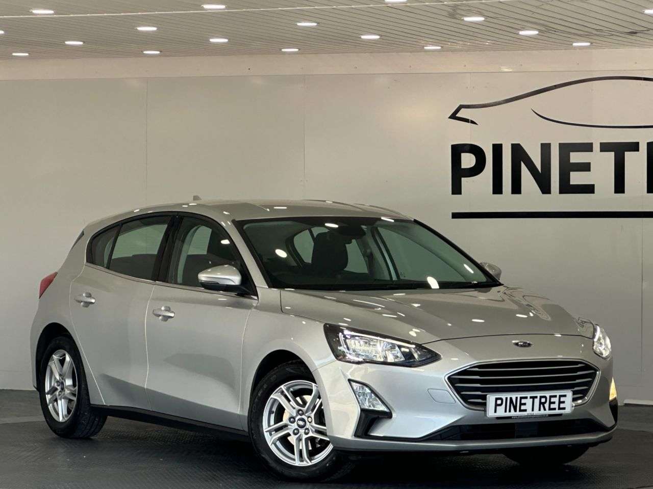 A 2020 FORD FOCUS 1.5 EcoBlue Zetec Hatchback 5dr Diesel Manual Euro 6 (s/s) (120 ps) A 2020 FORD FOCUS 1.5 EcoBlue Zetec Hatchback 5dr Diesel Manual Euro 6 (s/s) (120 ps)