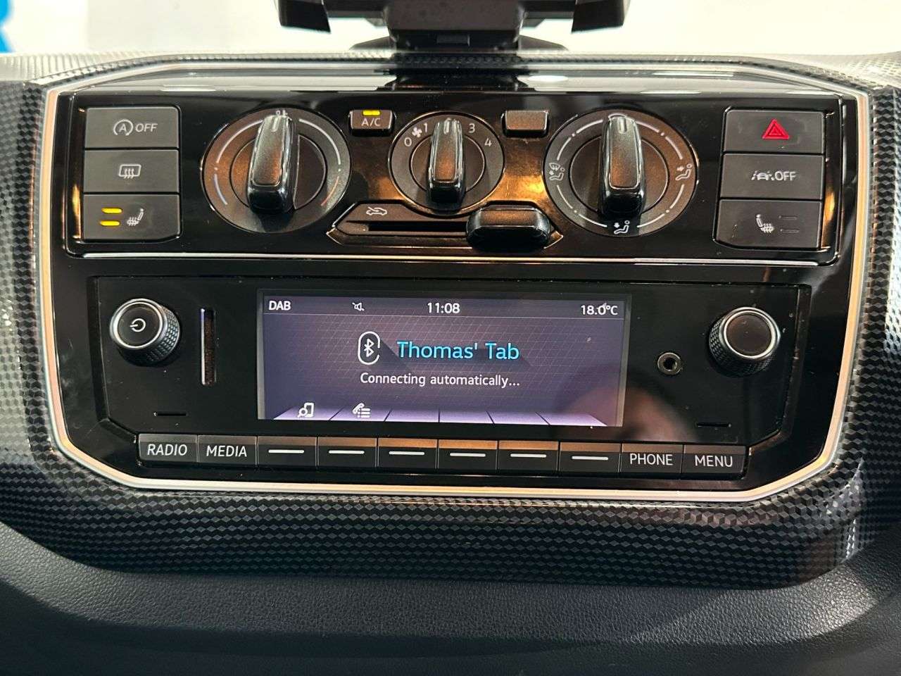 2021 VOLKSWAGEN UP! 2021 VOLKSWAGEN UP!