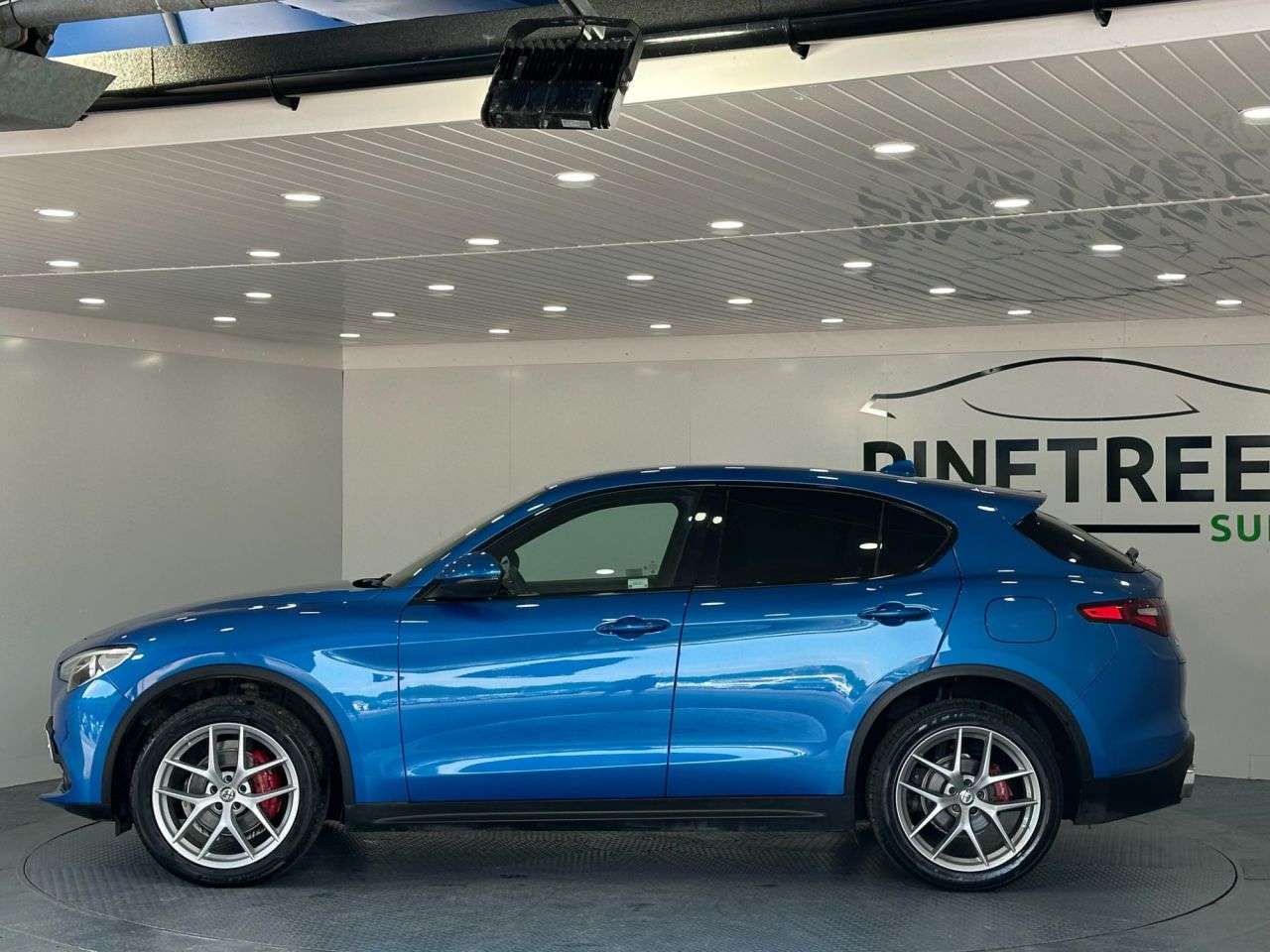 2017 ALFA ROMEO STELVIO 2017 ALFA ROMEO STELVIO