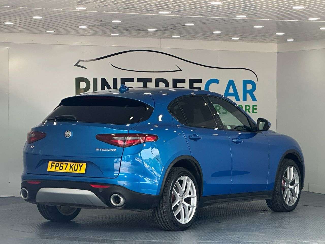 2017 ALFA ROMEO STELVIO 2017 ALFA ROMEO STELVIO