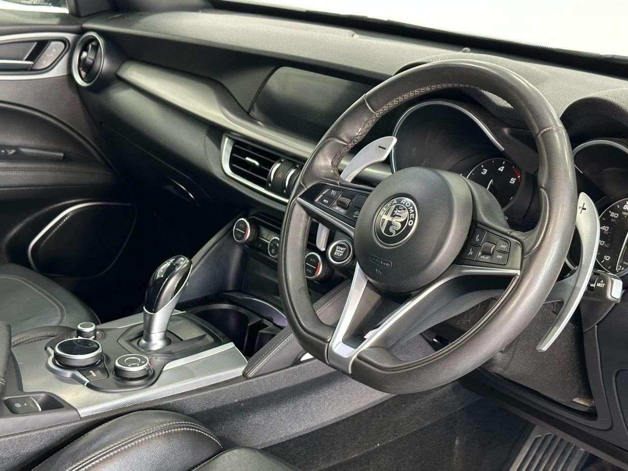 2017 ALFA ROMEO STELVIO 2017 ALFA ROMEO STELVIO