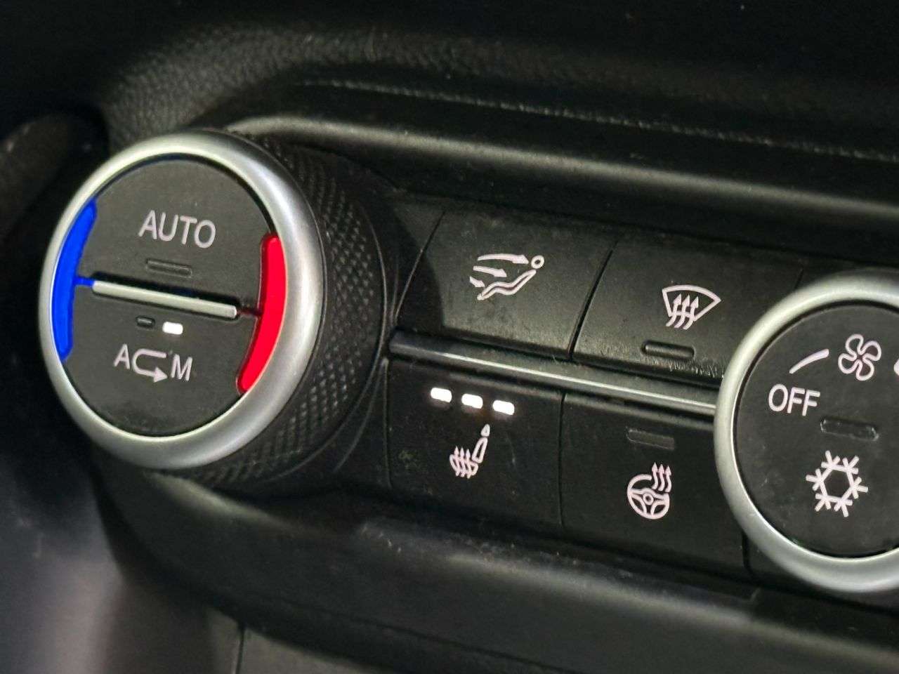 2017 ALFA ROMEO STELVIO 2017 ALFA ROMEO STELVIO