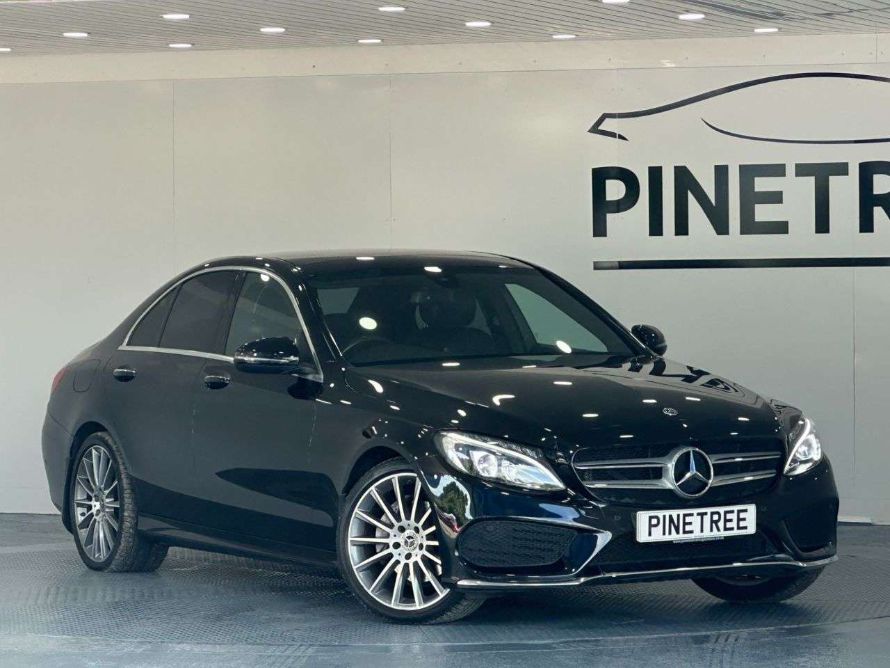A 2018 MERCEDES-BENZ C-CLASS 2.1 C220d AMG Line (Premium) Saloon 4dr Diesel G-Tronic+ Euro 6 (s/s) (170 A 2018 MERCEDES-BENZ C-CLASS 2.1 C220d AMG Line (Premium) Saloon 4dr Diesel G-Tronic+ Euro 6 (s/s) (170